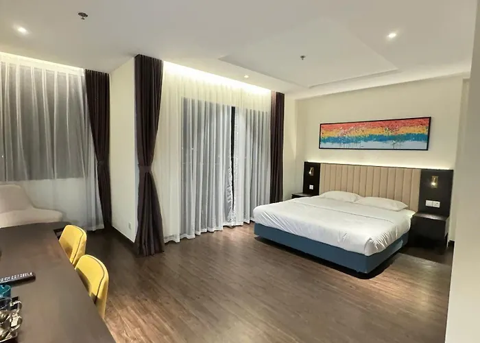 Aparthotel Om Sapphire View *