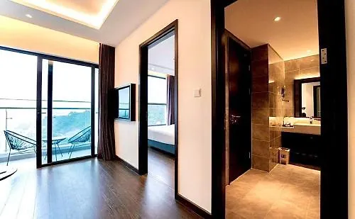 Om Sapphire View Khách sạn hẻo lánh 3*